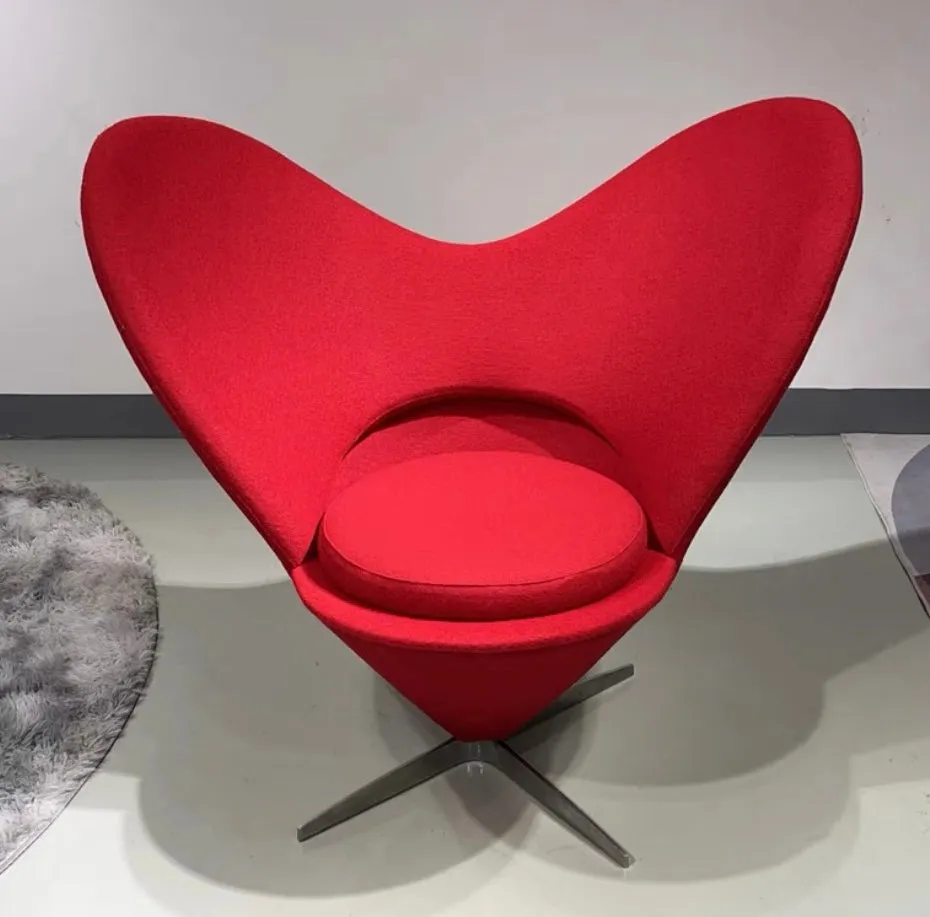 Creative Design Heart Chair