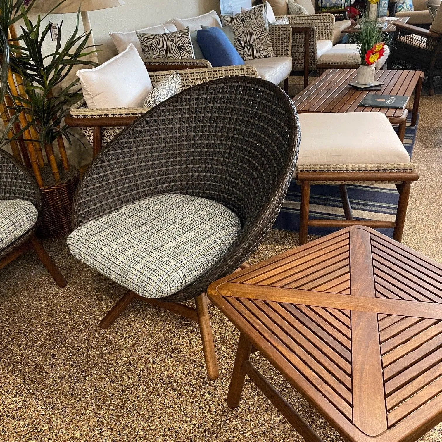 Jensen Outdoor Nest Lounge Set